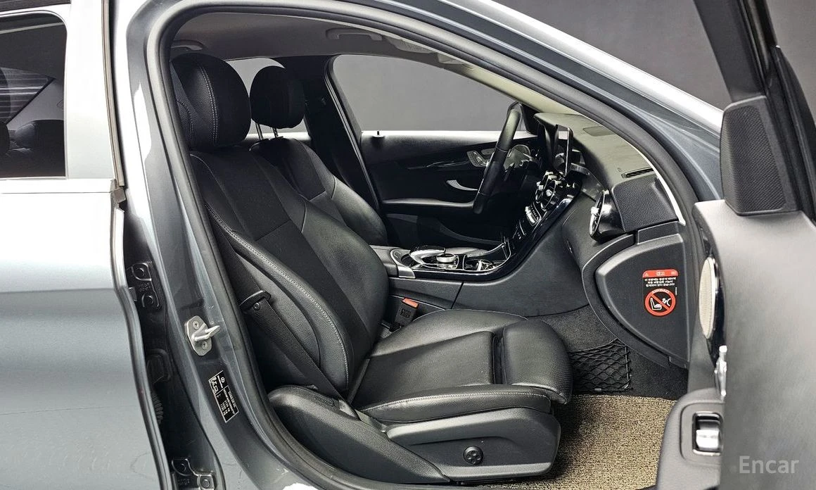 Mercedes-Benz C 200 FACE* BURMESTER* ПОДГРЕВ* KEYLESS* MEMORY* КАМЕРА*, снимка 8 - Автомобили и джипове - 53972587