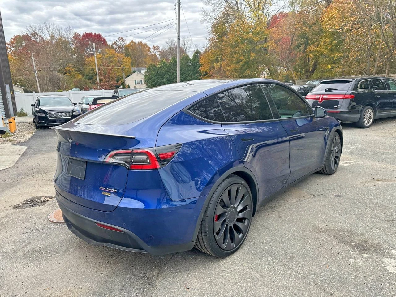 Tesla Model Y, снимка 2 - Автомобили и джипове - 54122129