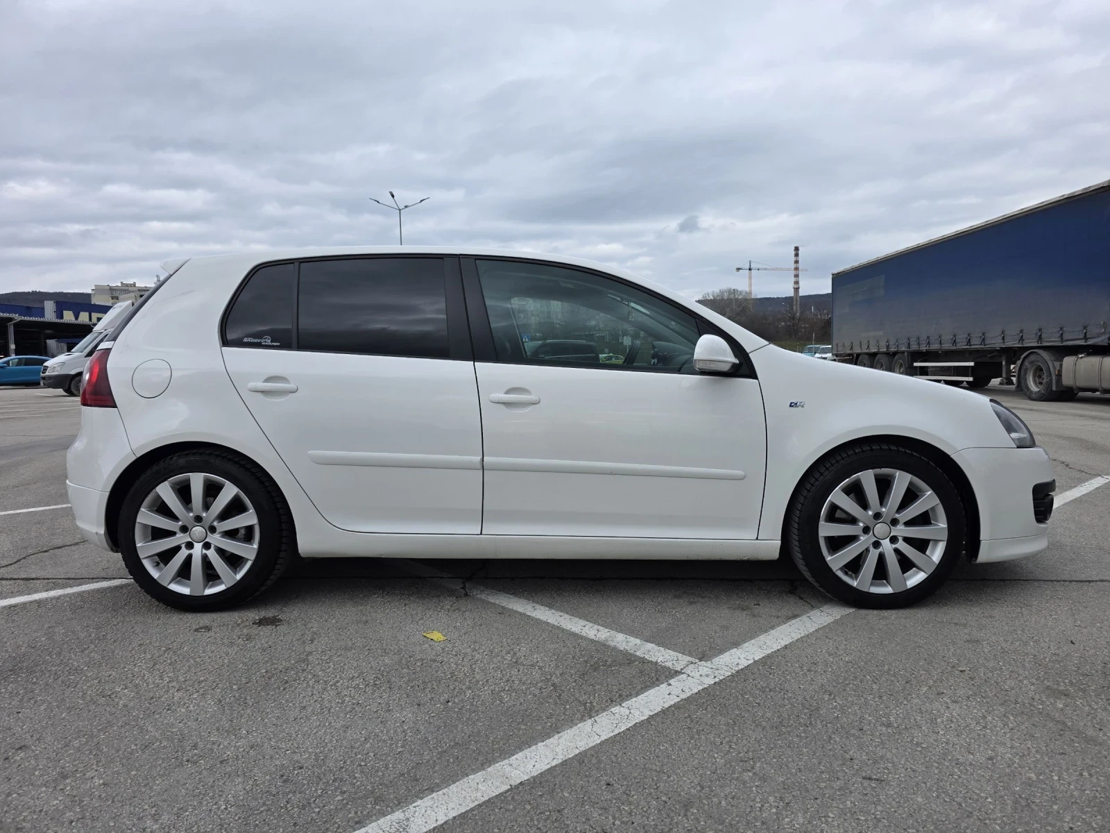 VW Golf 2.0, снимка 2 - Автомобили и джипове - 54259980
