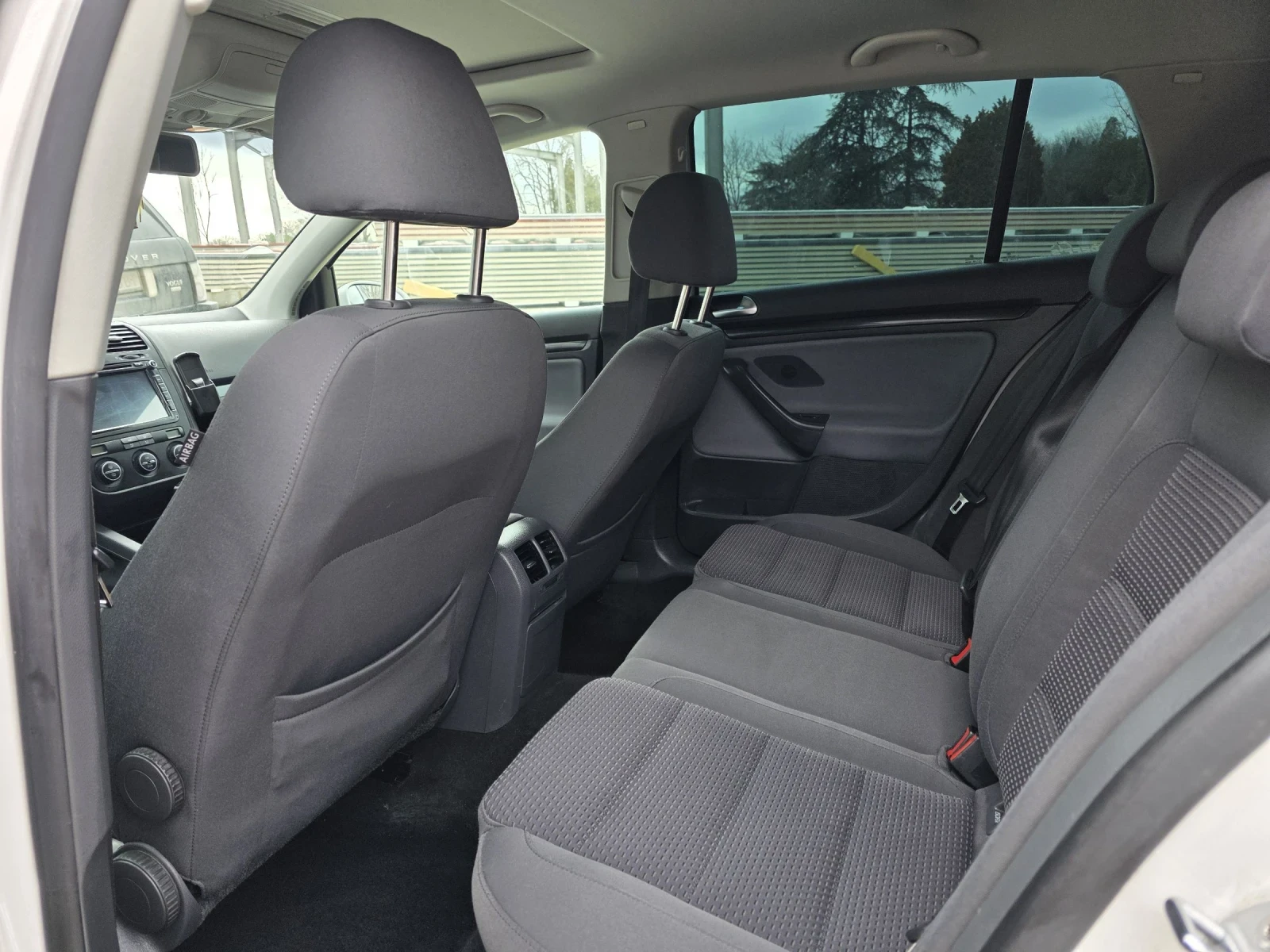 VW Golf 2.0, снимка 7 - Автомобили и джипове - 54259980