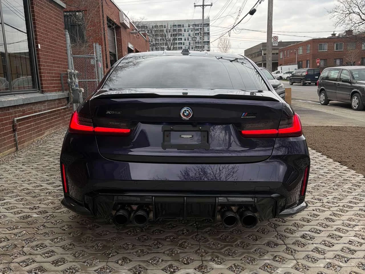 BMW M3 Competition /1 от 500/ 360/DIS/Harman Kardon /HUD, снимка 4 - Автомобили и джипове - 54366428