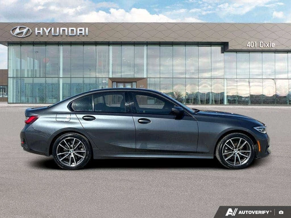 BMW 330 * xDrive * CARFAX * ЦЕНА ДО БГ, снимка 7 - Автомобили и джипове - 54371368