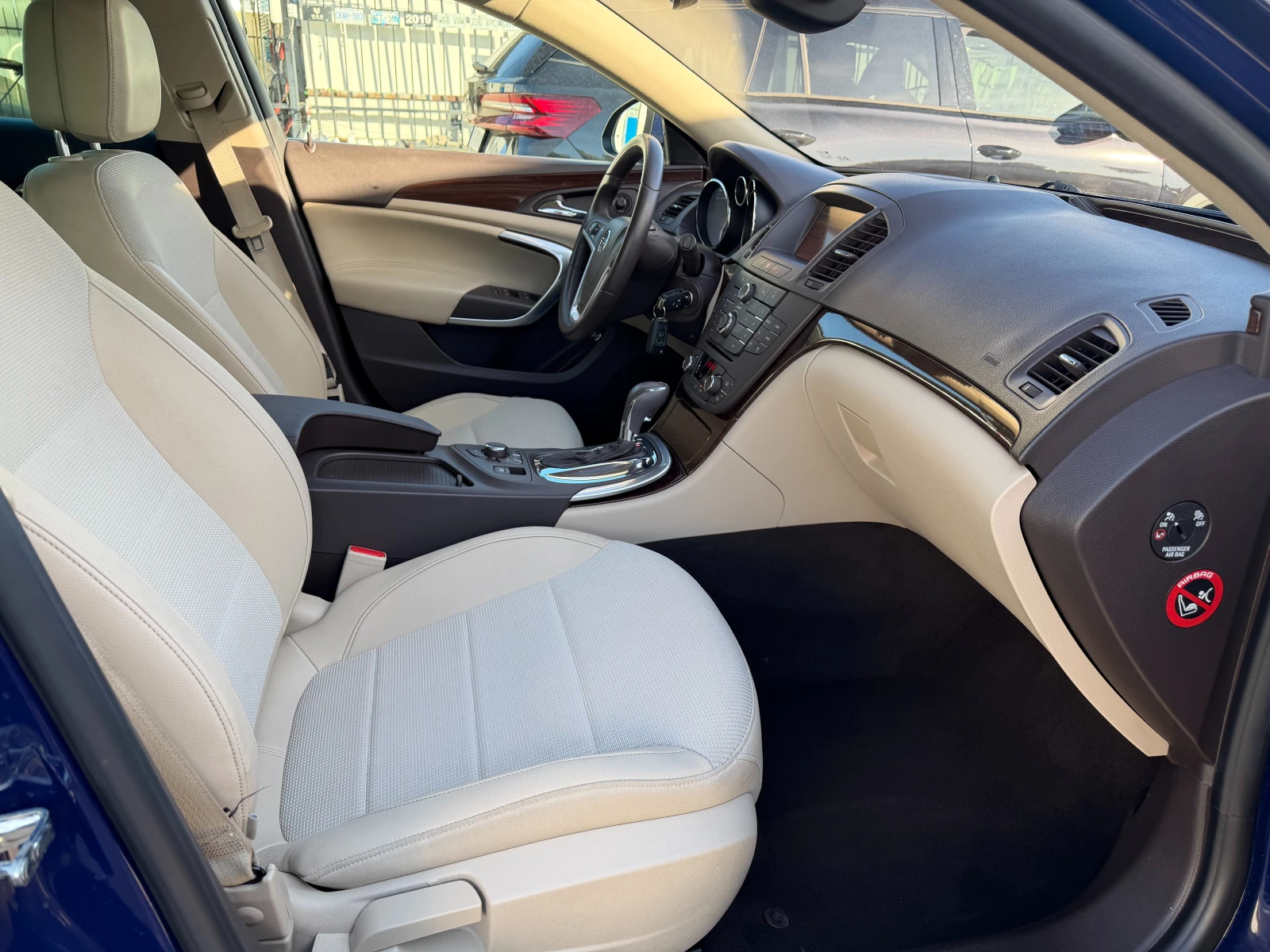 Opel Insignia 2.0 CDTI АВТОМАТ КОЖА НАВИГАЦИЯ КСЕНОН ПАРКТРОНИК, снимка 15 - Автомобили и джипове - 54721704