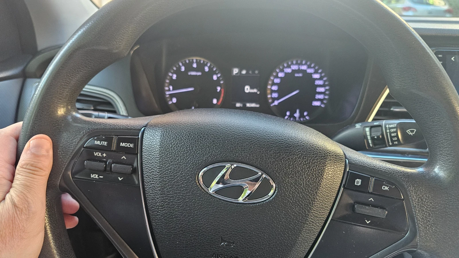 Hyundai Sonata, снимка 16 - Автомобили и джипове - 54904127