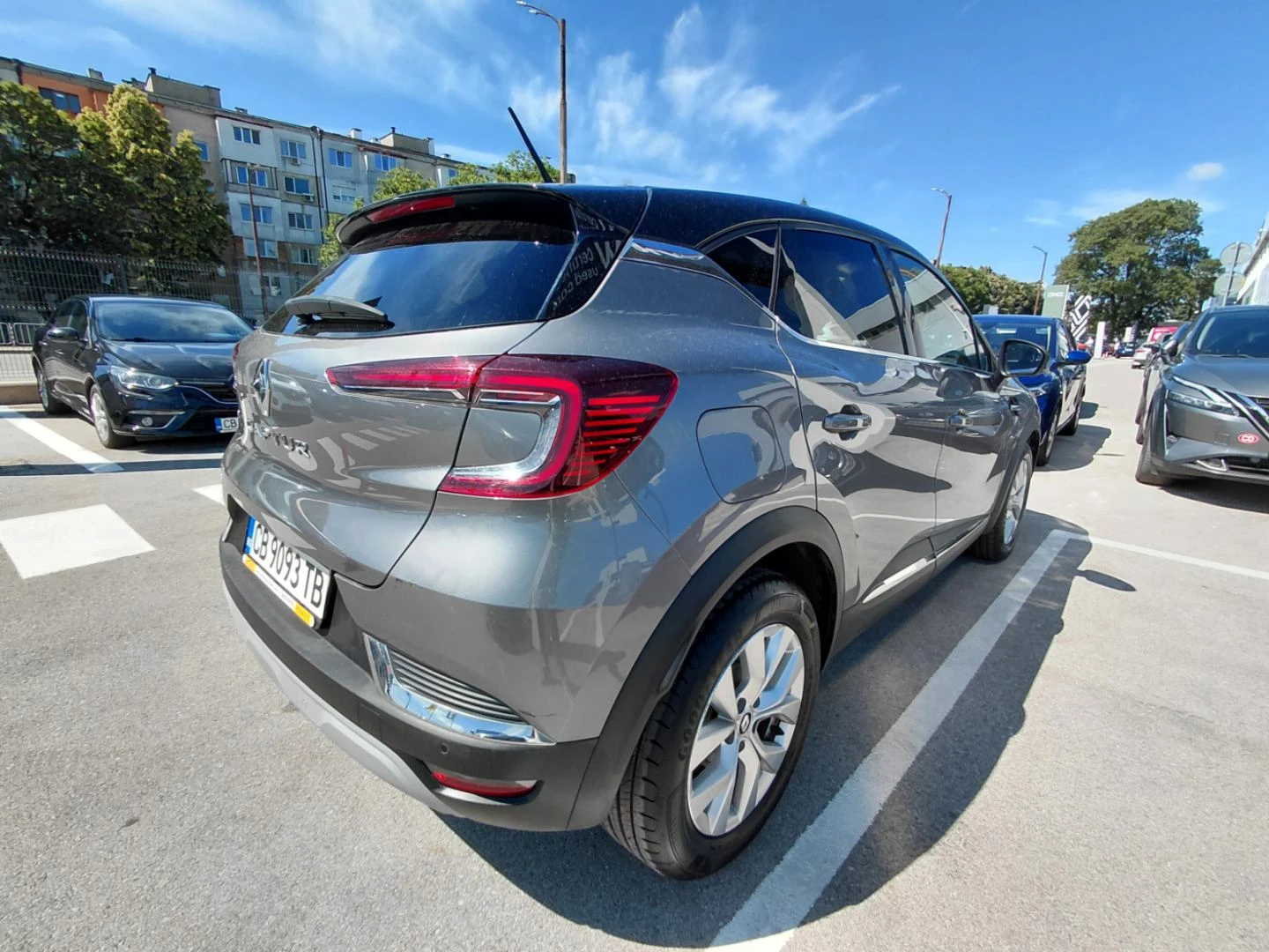 Renault Captur 1.3TCe 140k.c., снимка 7 - Автомобили и джипове - 55057316