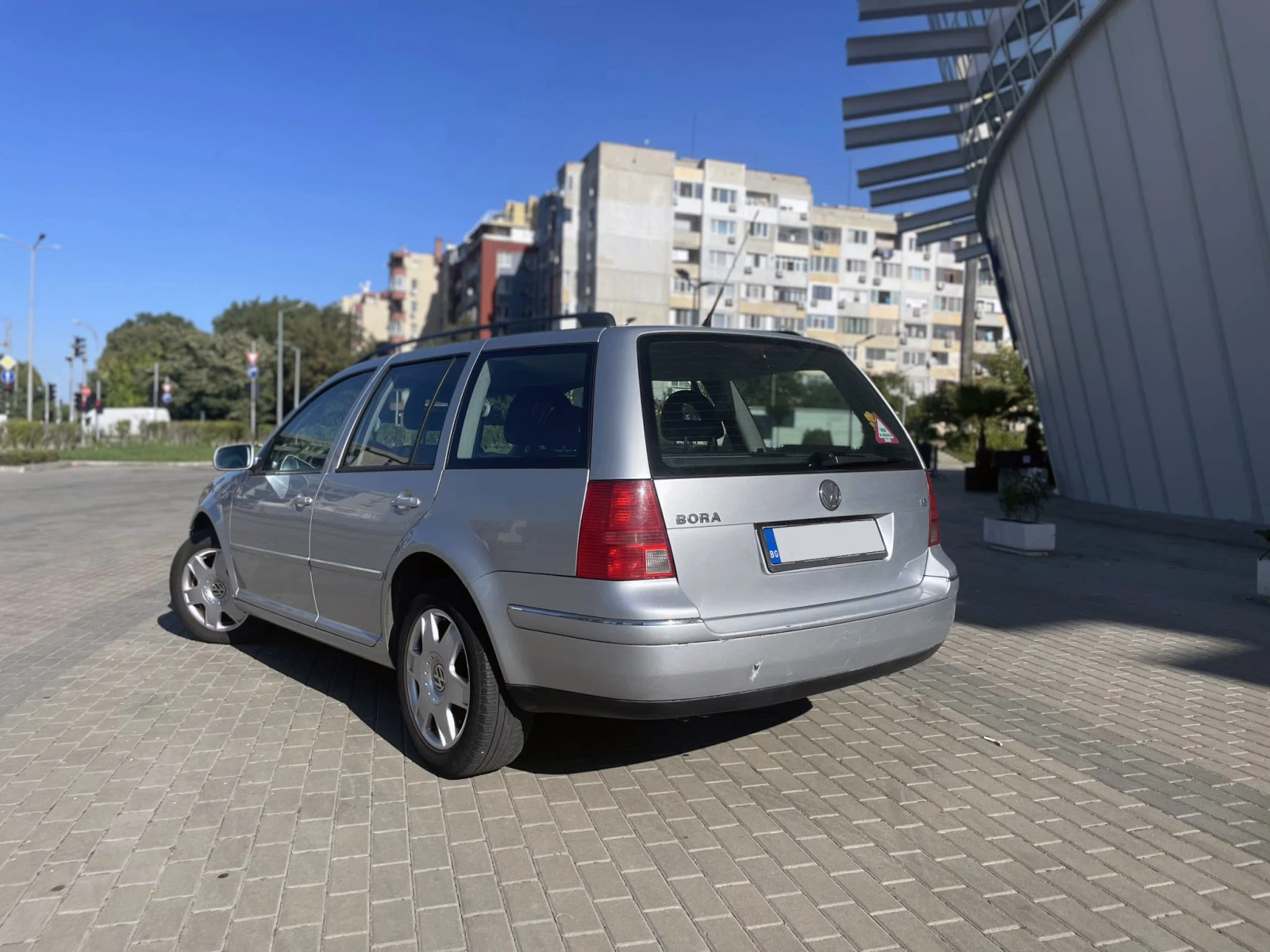 VW Bora 1.6 16V AZD, снимка 7 - Автомобили и джипове - 55127289