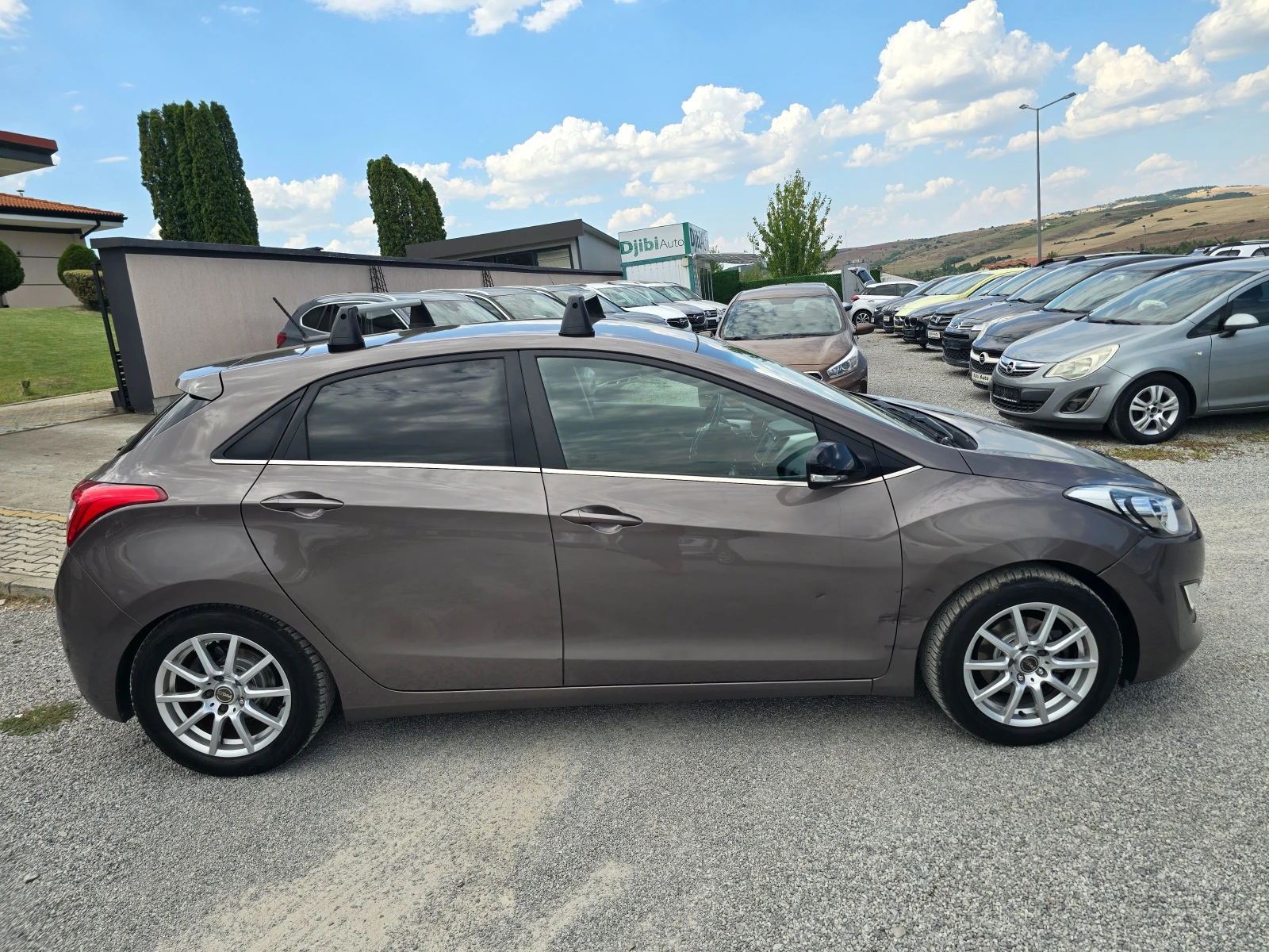 Hyundai I30 1.4I-100K.C-NAVI-CAMERA--EURO6, снимка 4 - Автомобили и джипове - 55574787