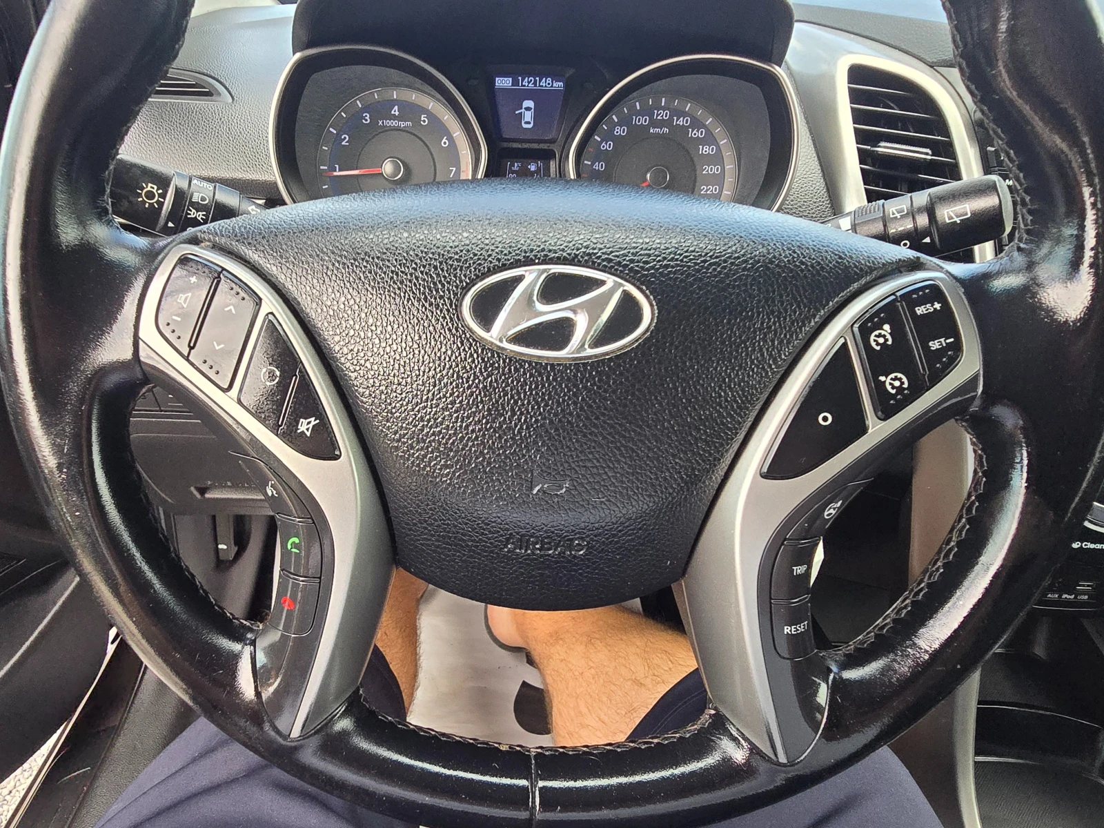 Hyundai I30 1.4I-100K.C-NAVI-CAMERA--EURO6, снимка 17 - Автомобили и джипове - 55574787