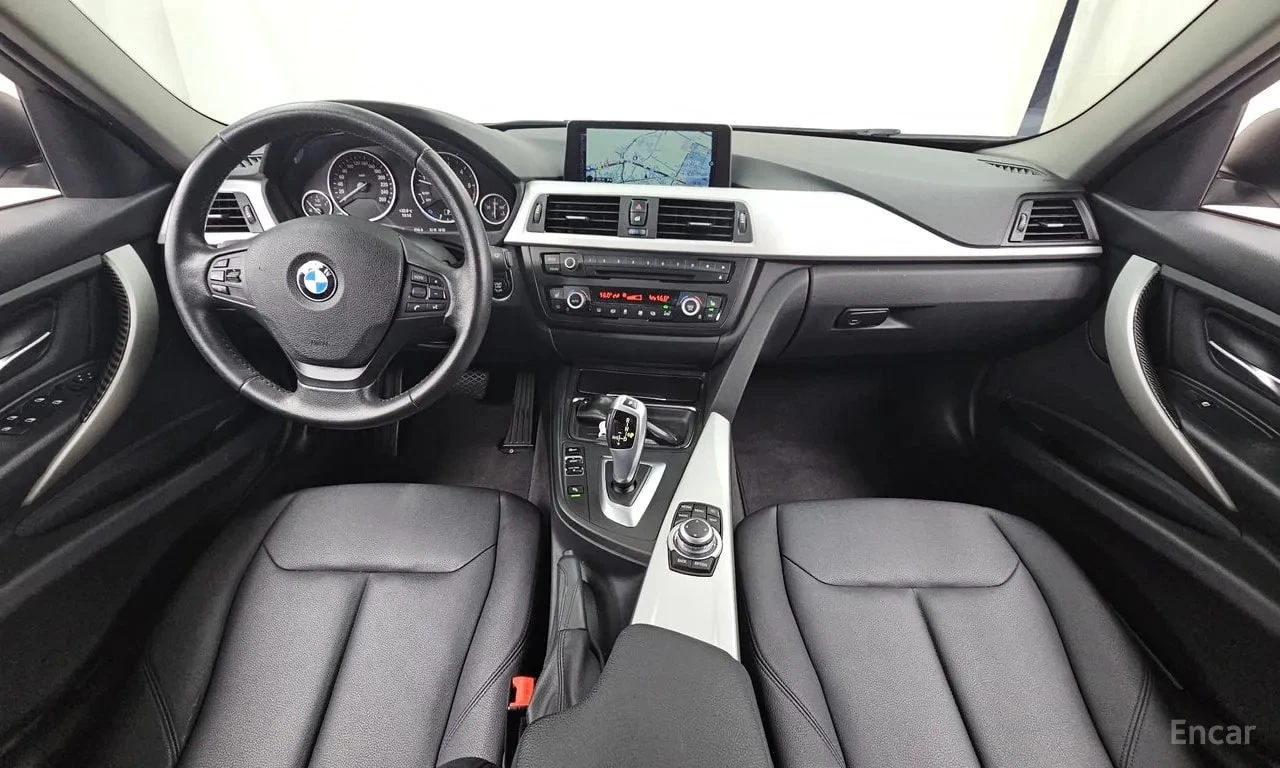 BMW 320 320d KOМБИ| ХЕДЪП| ПОДГРЕВИ| NAVI| , снимка 7 - Автомобили и джипове - 56105372
