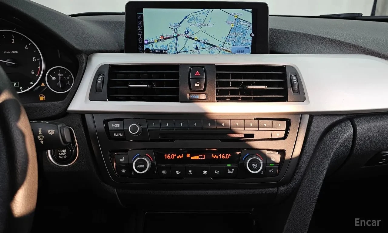 BMW 320 320d KOМБИ| ХЕДЪП| ПОДГРЕВИ| NAVI| , снимка 13 - Автомобили и джипове - 56105372