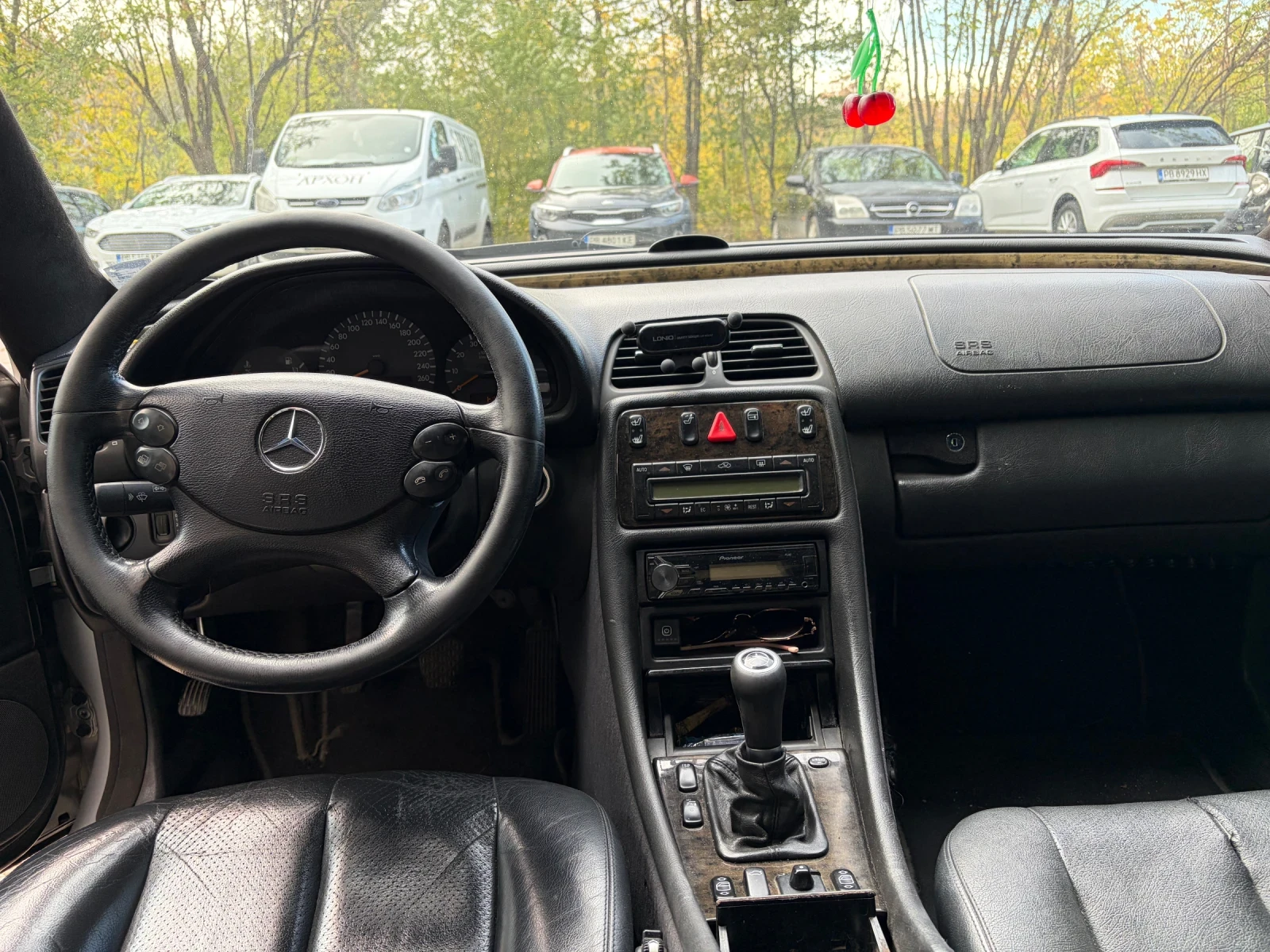 Mercedes-Benz CLK, снимка 10 - Автомобили и джипове - 56529505