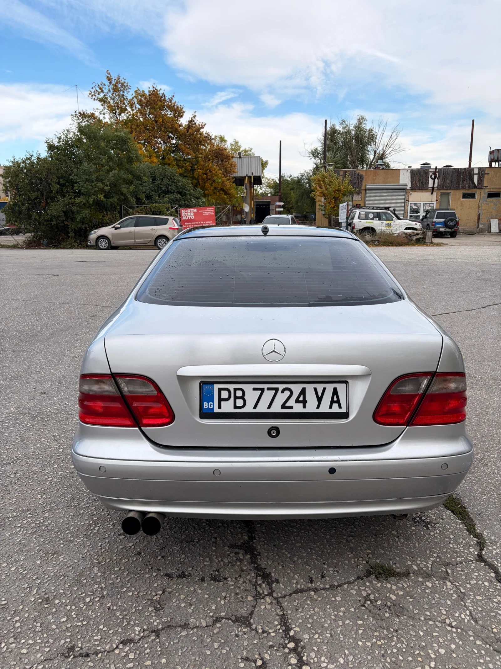 Mercedes-Benz CLK, снимка 5 - Автомобили и джипове - 56529505