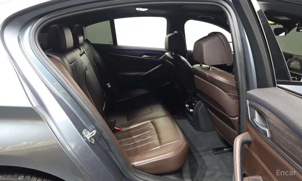 BMW 530 * 530i M Sport Package Plus * ���� �� �� | Mobile.bg � ����������� 12
