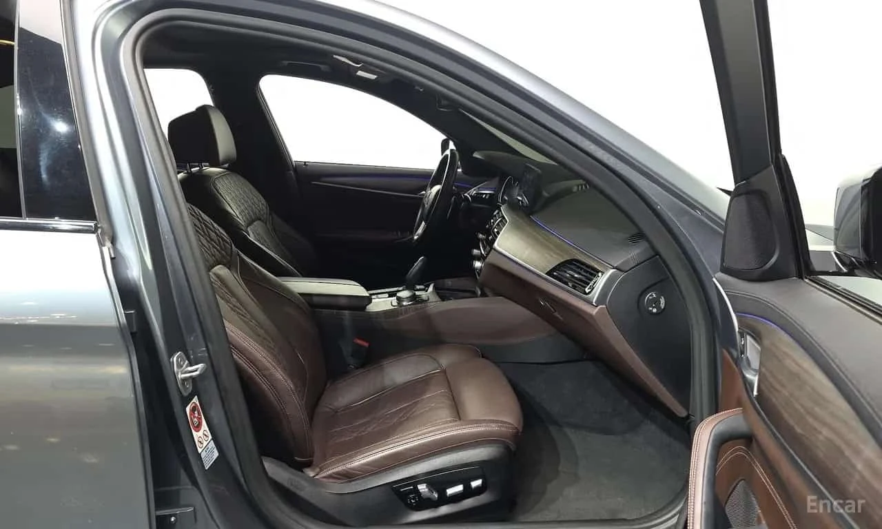 BMW 530 * 530i M Sport Package Plus * ���� �� �� | Mobile.bg � ����������� 11