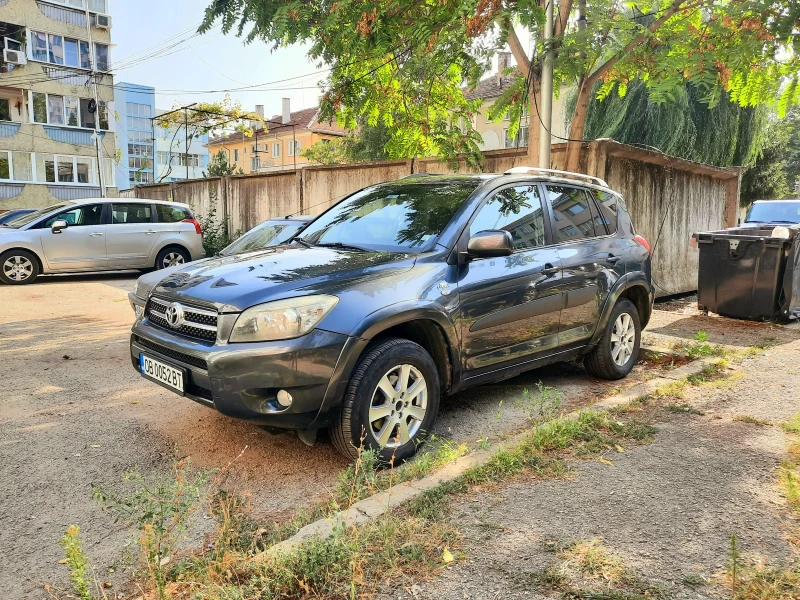 Toyota Rav4, снимка 17 - Автомобили и джипове - 48744789