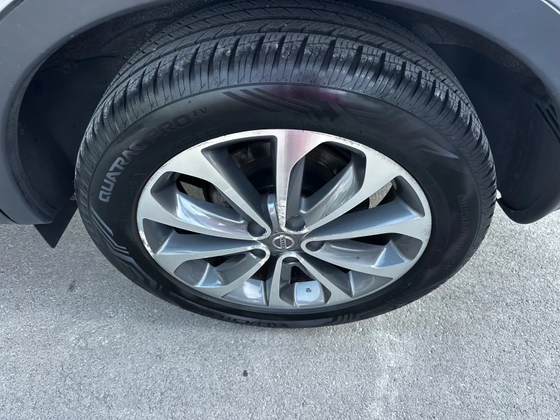 Nissan Qashqai 1.6i 115к.с Facelift, снимка 5 - Автомобили и джипове - 51775776