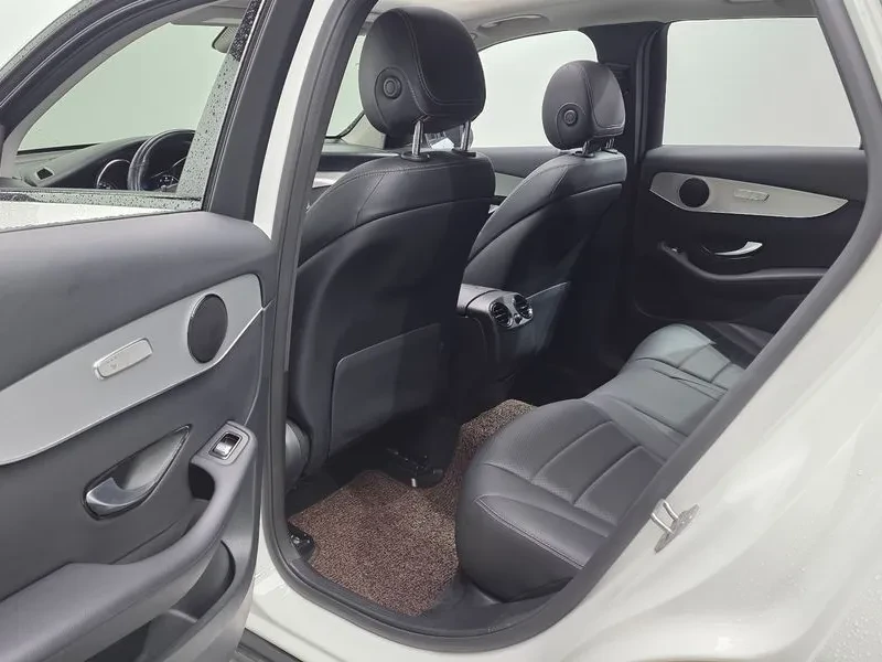 Mercedes-Benz GLC 350 4MATIC - САМО 30% АВАНС, снимка 12 - Автомобили и джипове - 56071784