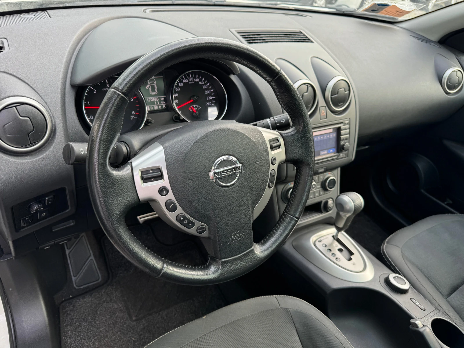 Nissan Qashqai 2.0DCI 4x4 N-Tec* 360cam - изображение 6