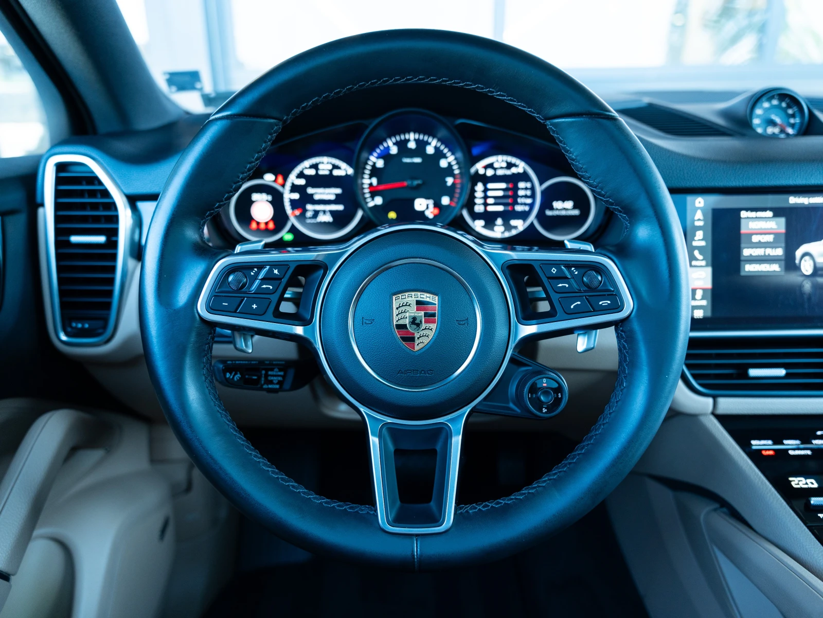 Porsche Cayenne Coupé  - изображение 10