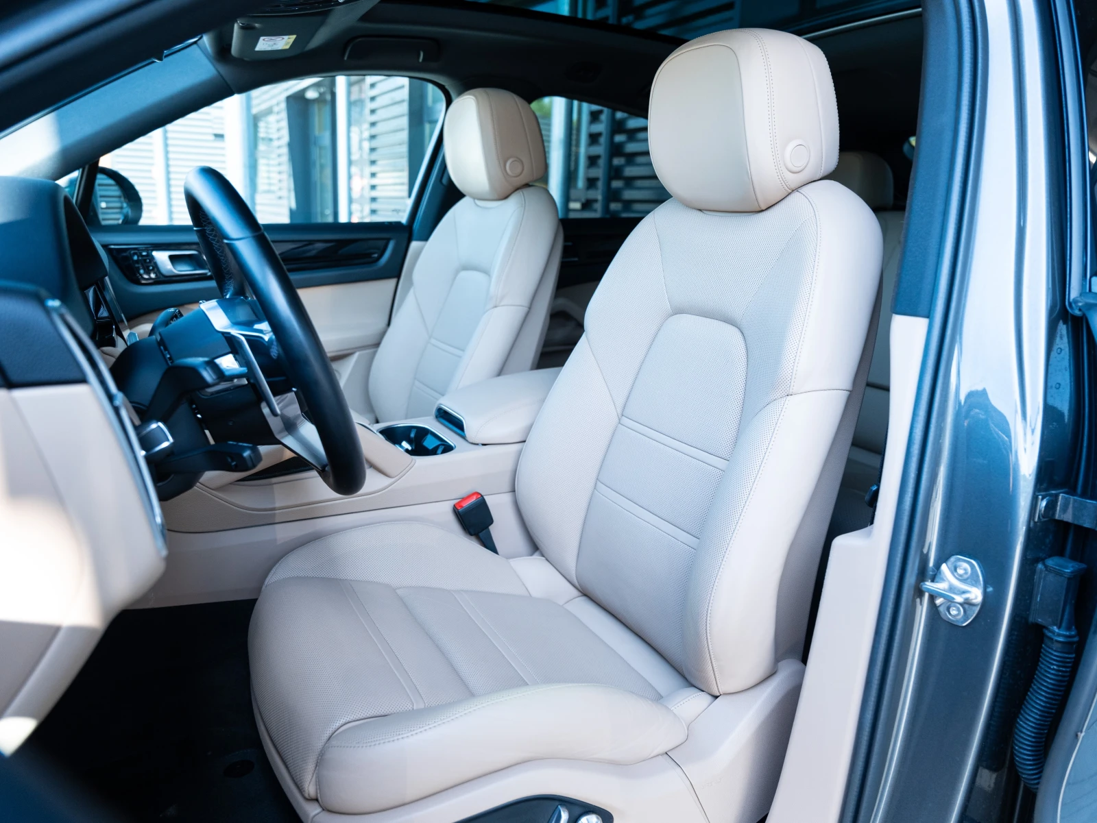 Porsche Cayenne Coupé  - изображение 8
