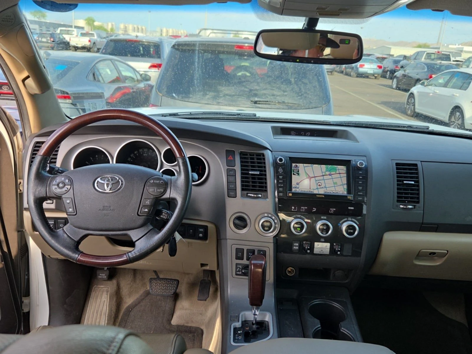 Toyota Sequoia PLATINUM* 5.7* V8* ПОДГРЕВ* КАМЕРА* КЕЙЛЕС - изображение 8