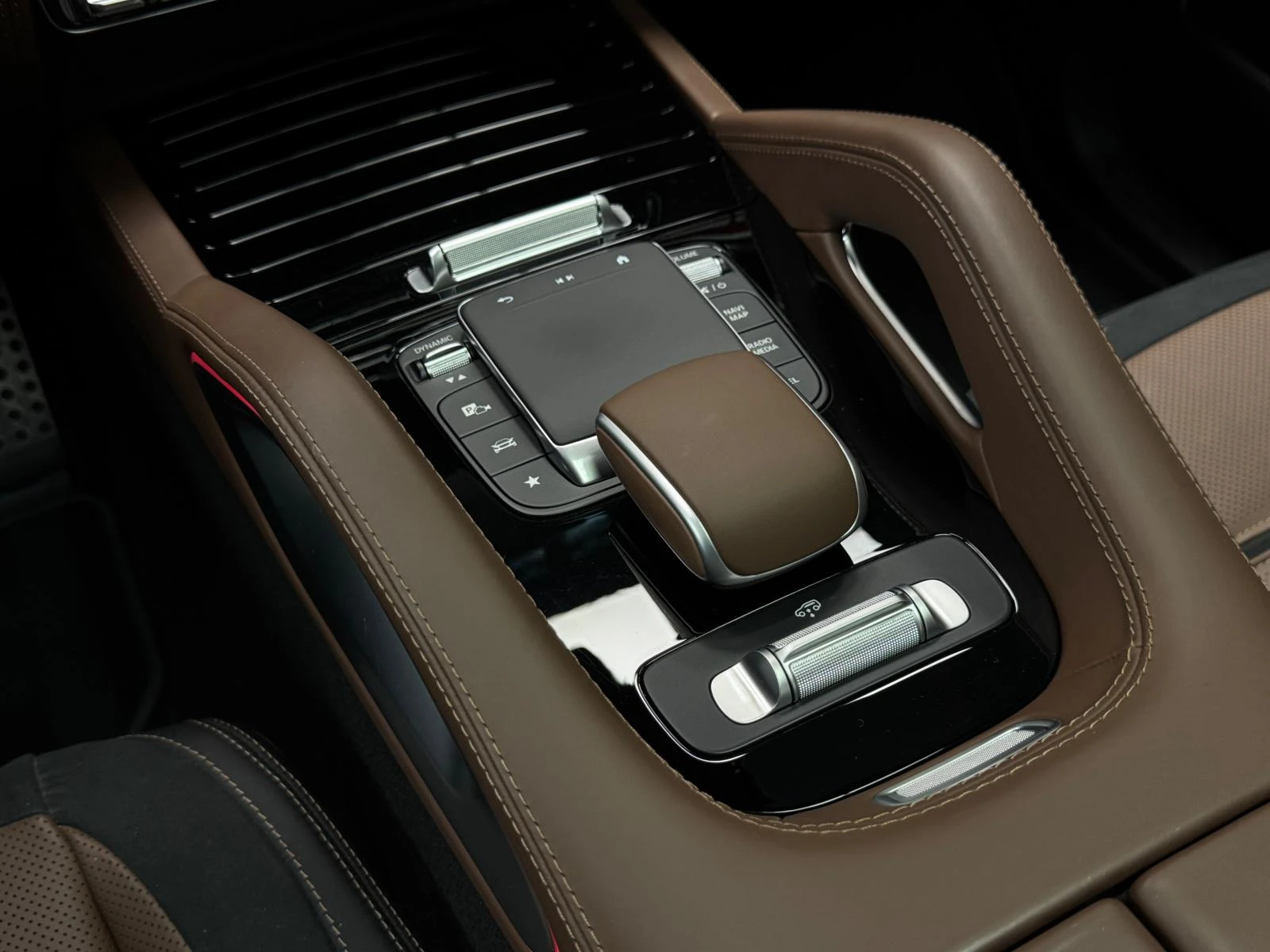 Mercedes-Benz GLS 63 AMG 4Matic+ Burmester* Pano* Lift* 7 seats | Mobile.bg � ����������� 13