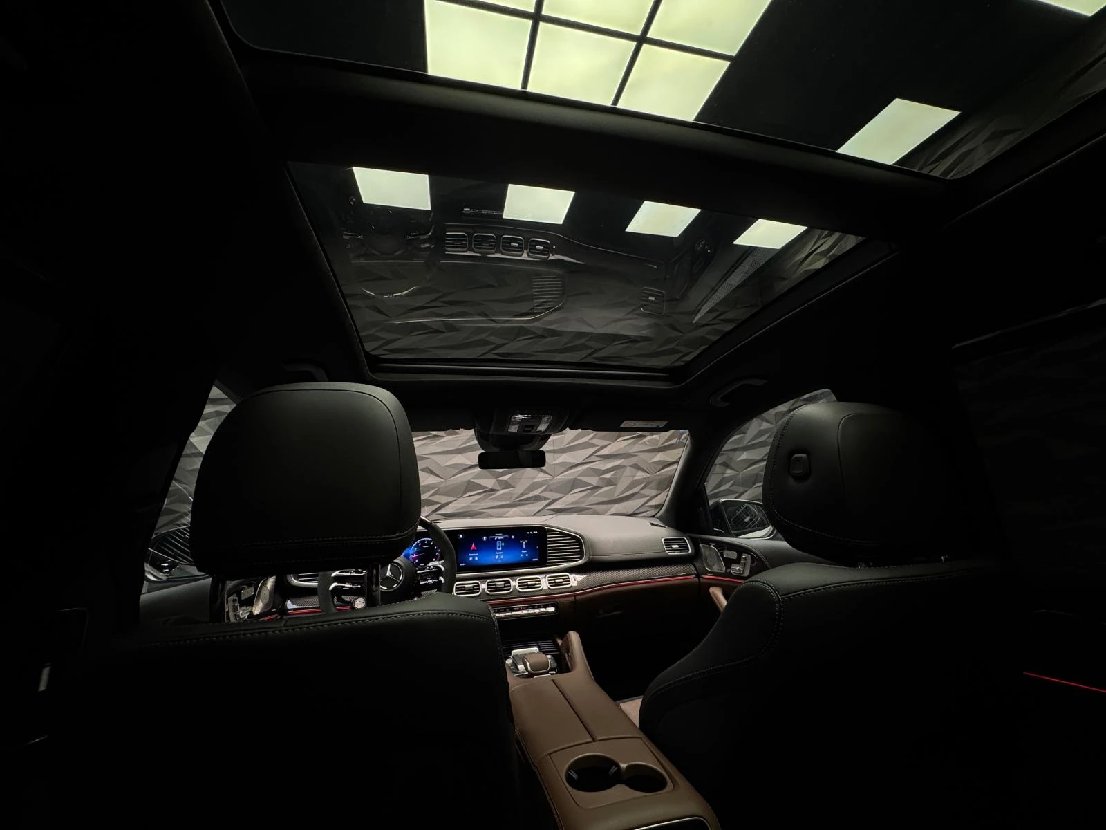 Mercedes-Benz GLS 63 AMG 4Matic+ Burmester* Pano* Lift* 7 seats | Mobile.bg � ����������� 14