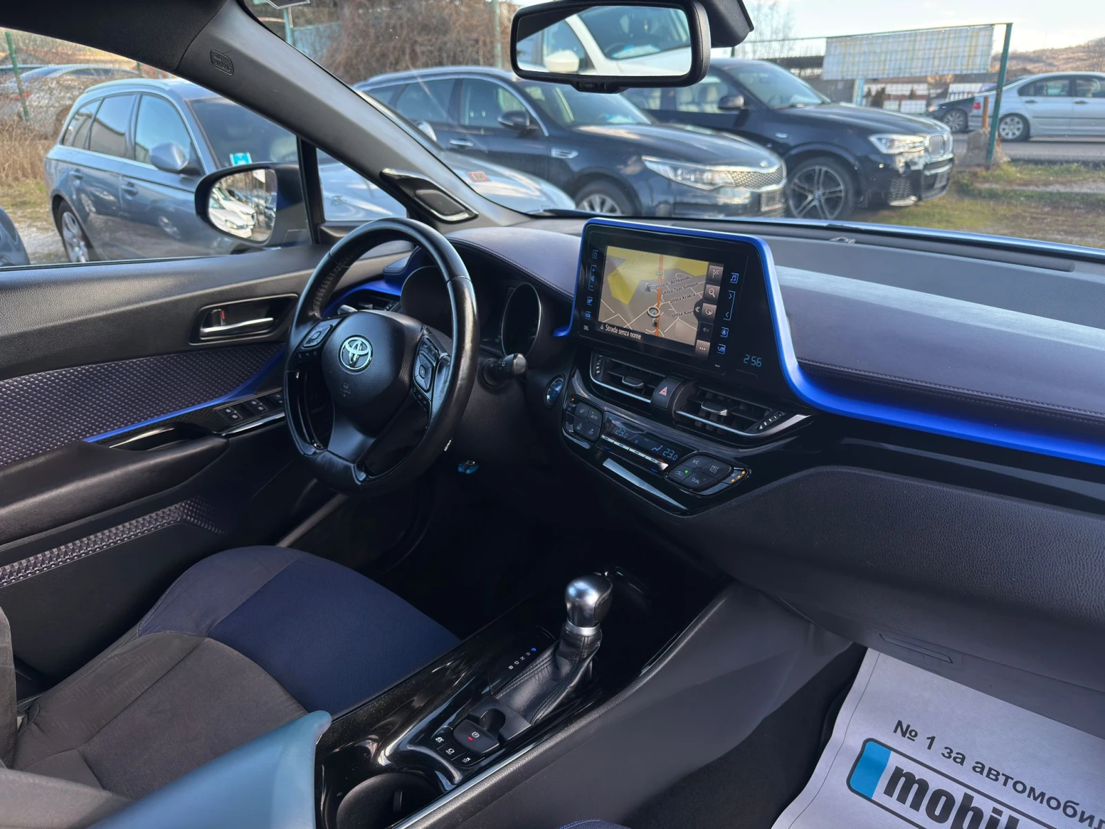 Toyota C-HR 1.8HYBRID* DISTRONIC* LANE ASSIST* 122PS* 100%��. | Mobile.bg � ����������� 13