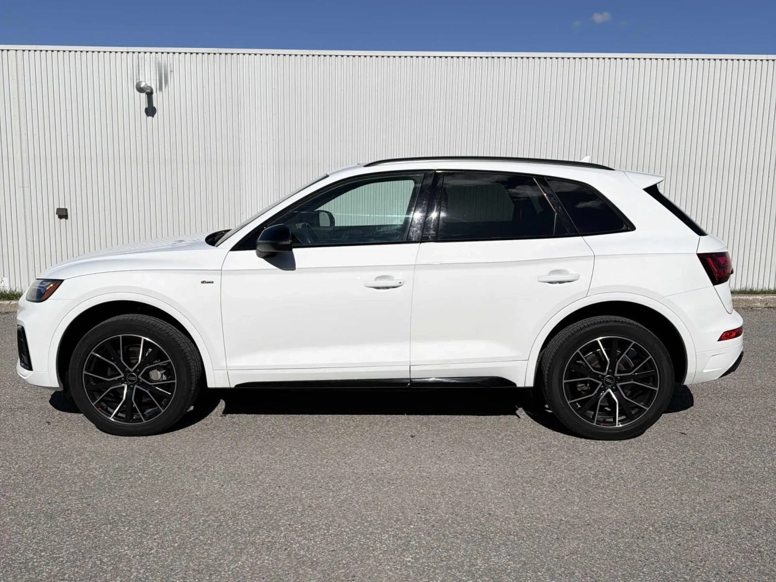 Audi Q5 2.0TFSI PROGRESSIVE , снимка 2 - Автомобили и джипове - 54387249