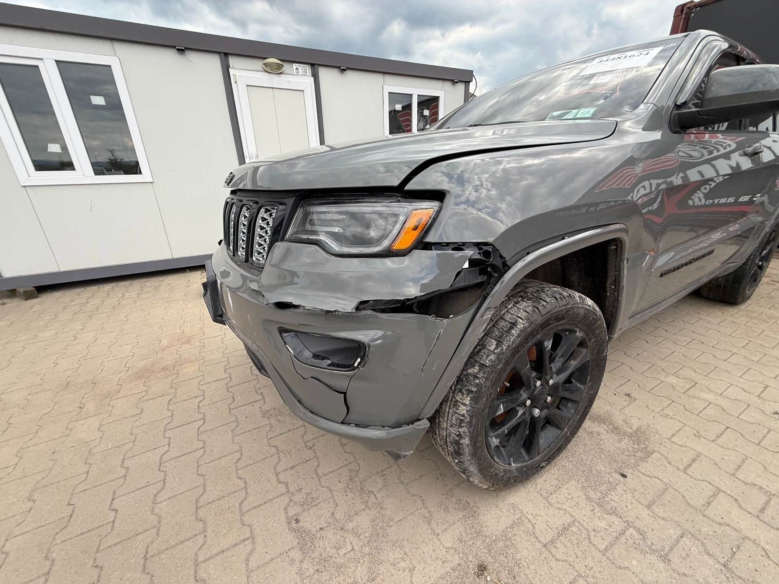 Jeep Grand cherokee ЕКСТРИ HIGH ALTITUDE 4X4 , снимка 5 - Автомобили и джипове - 54606536