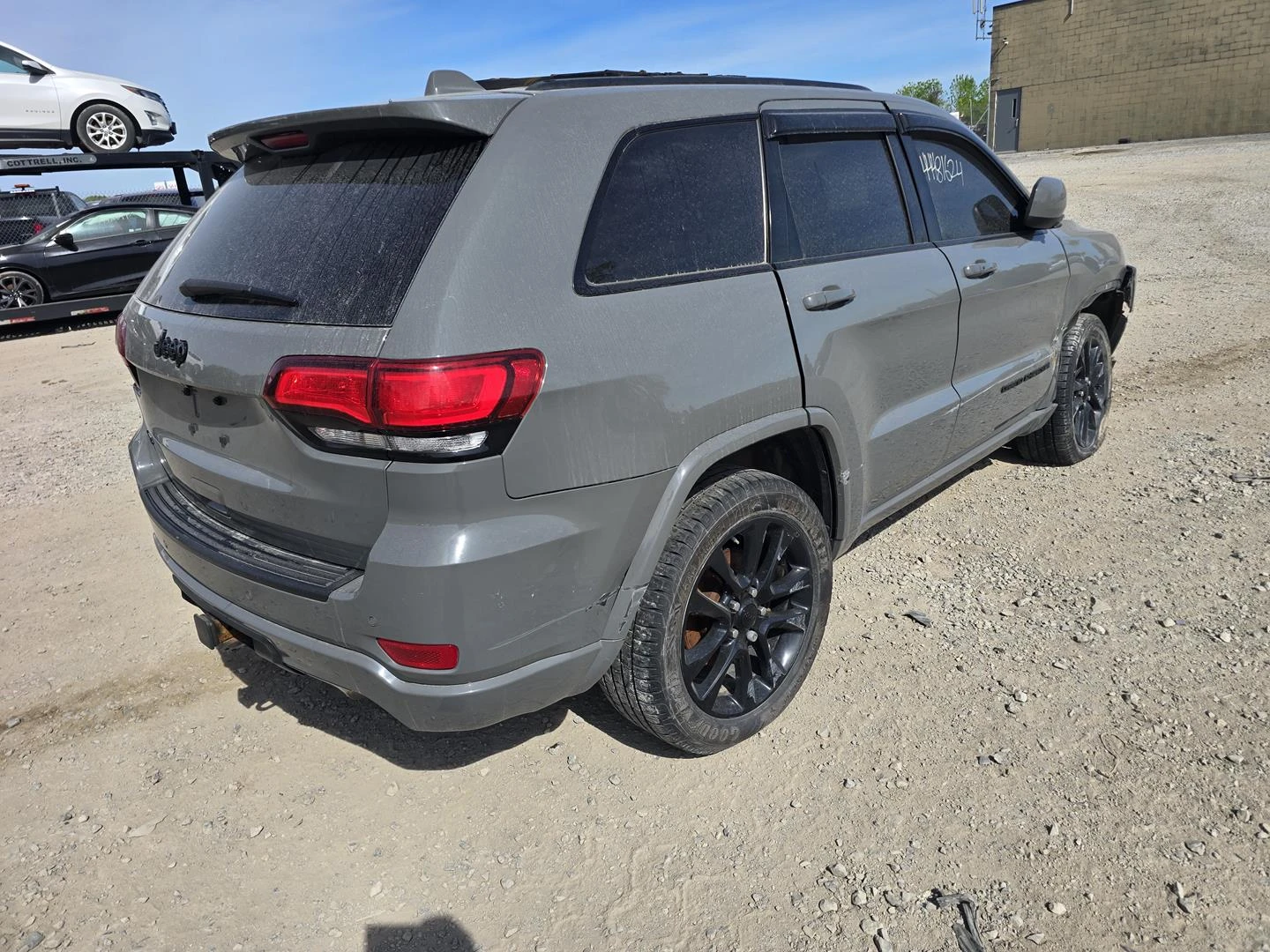 Jeep Grand cherokee ЕКСТРИ HIGH ALTITUDE 4X4, снимка 2 - Автомобили и джипове - 54606536