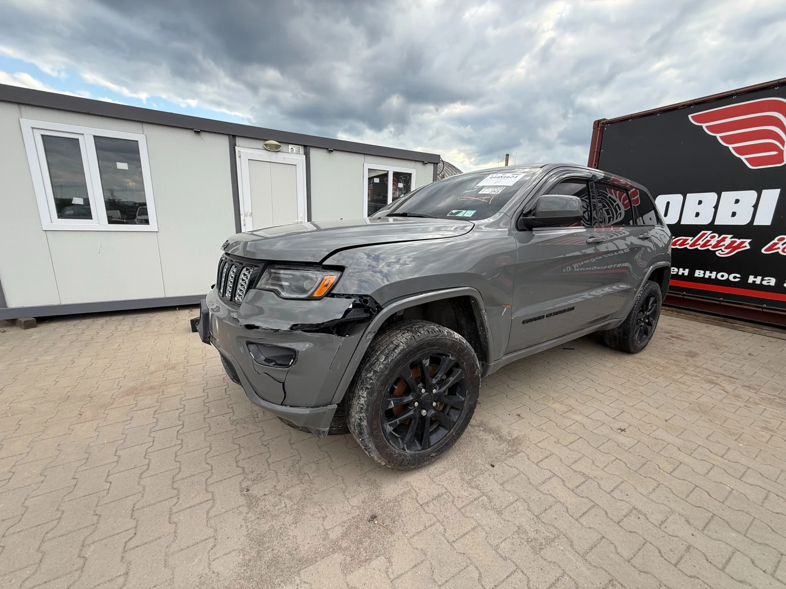Jeep Grand cherokee ЕКСТРИ HIGH ALTITUDE 4X4 , снимка 2 - Автомобили и джипове - 54606536