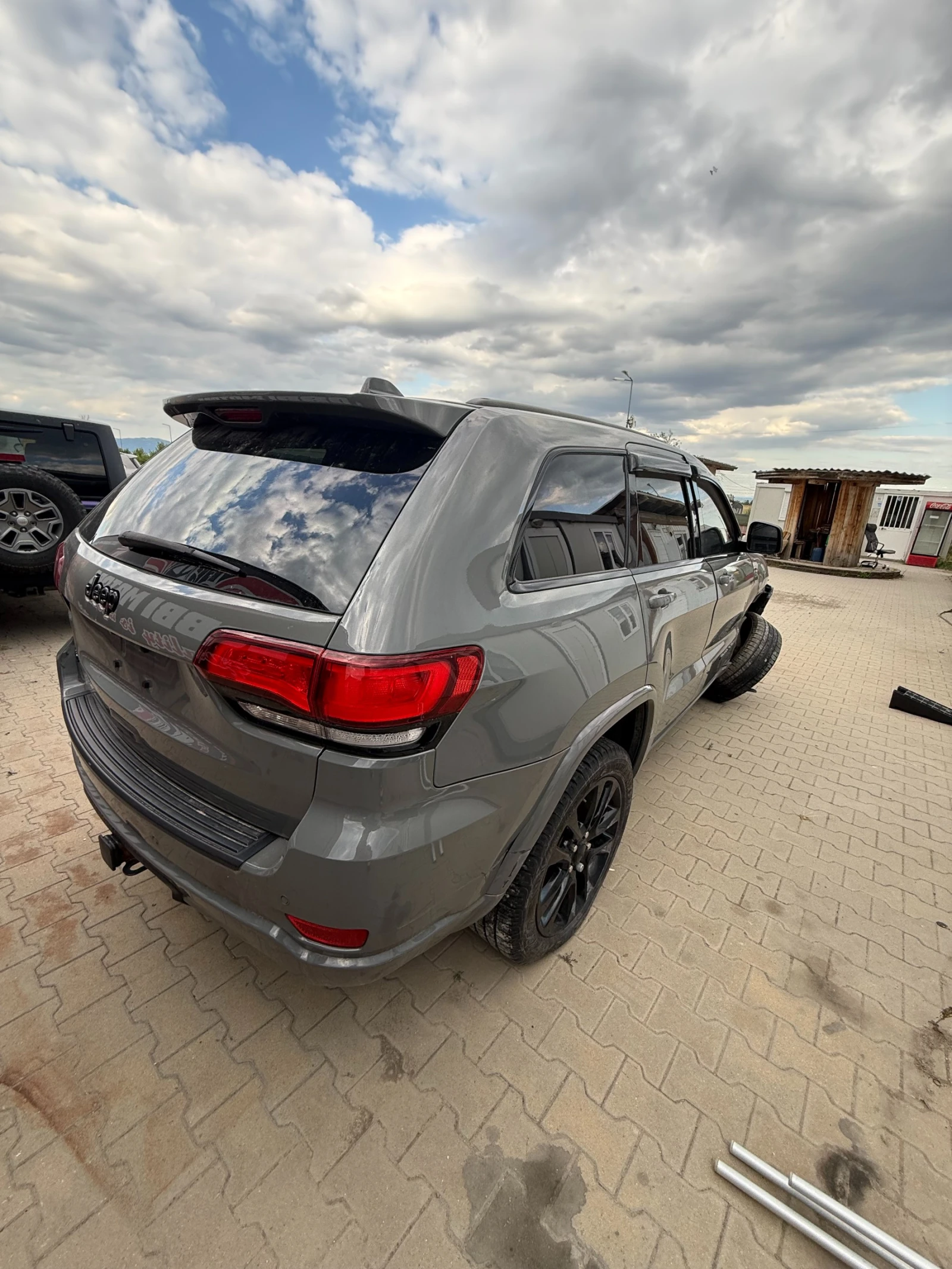 Jeep Grand cherokee ЕКСТРИ HIGH ALTITUDE 4X4 , снимка 8 - Автомобили и джипове - 54606536
