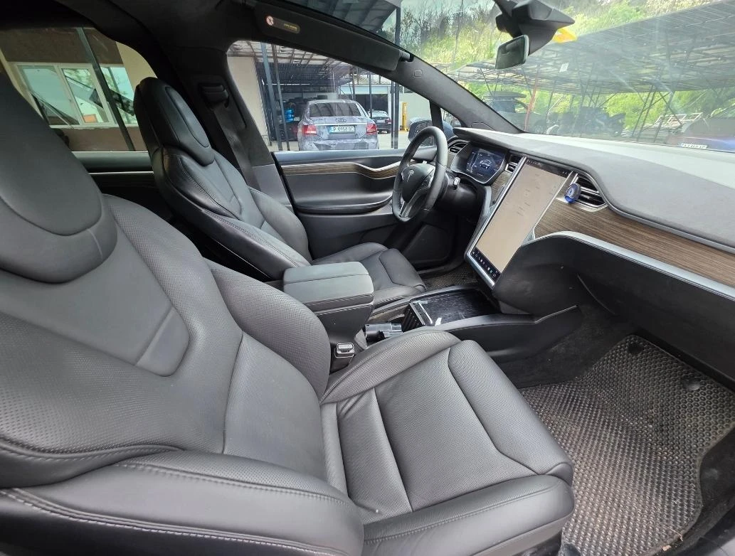 Tesla Model X Long Range Безплатно Зареждане, снимка 15 - Автомобили и джипове - 54726679