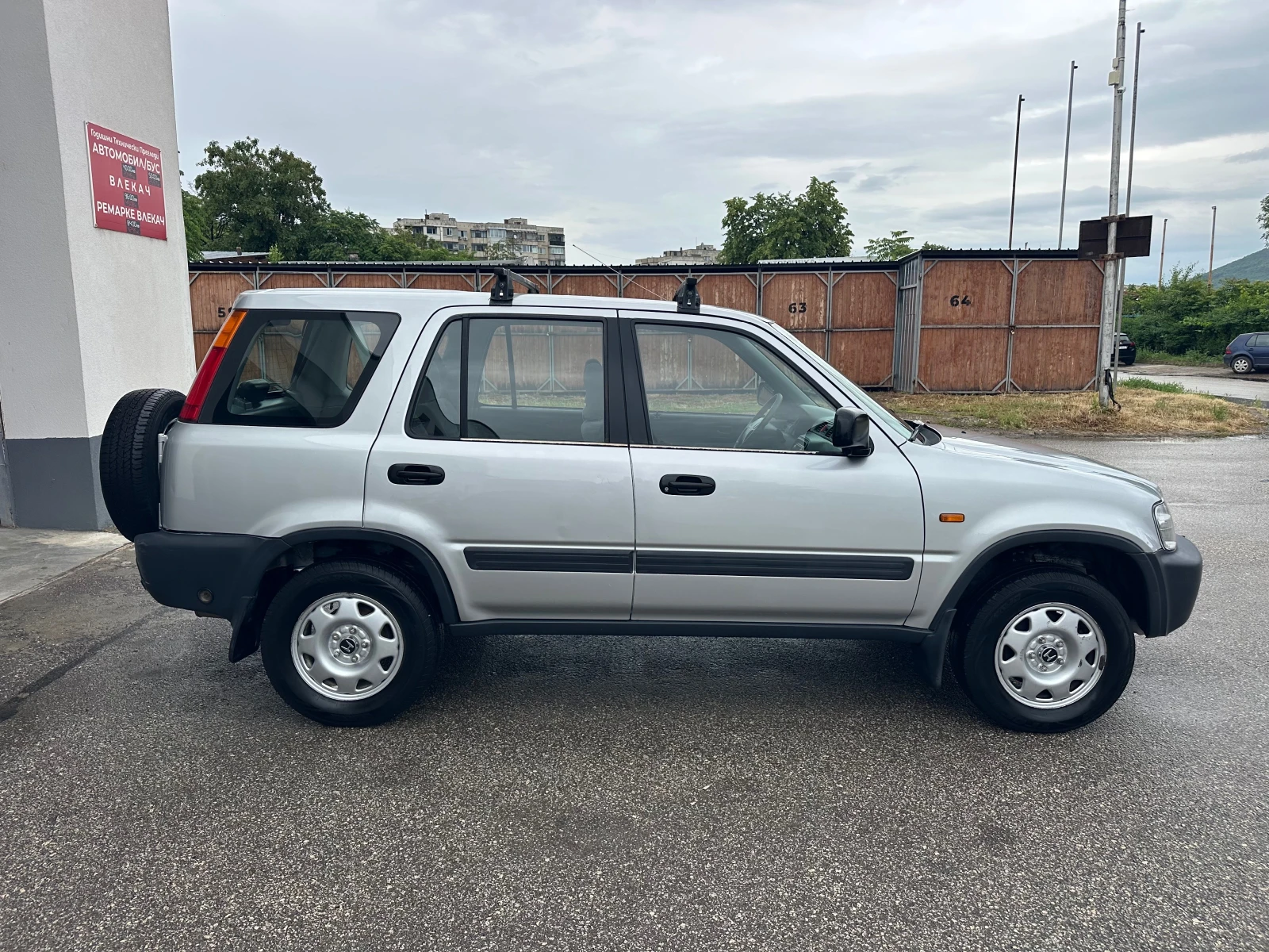 Honda Cr-v 2.0i 4x4 ГАЗ Италия, снимка 8 - Автомобили и джипове - 54782270