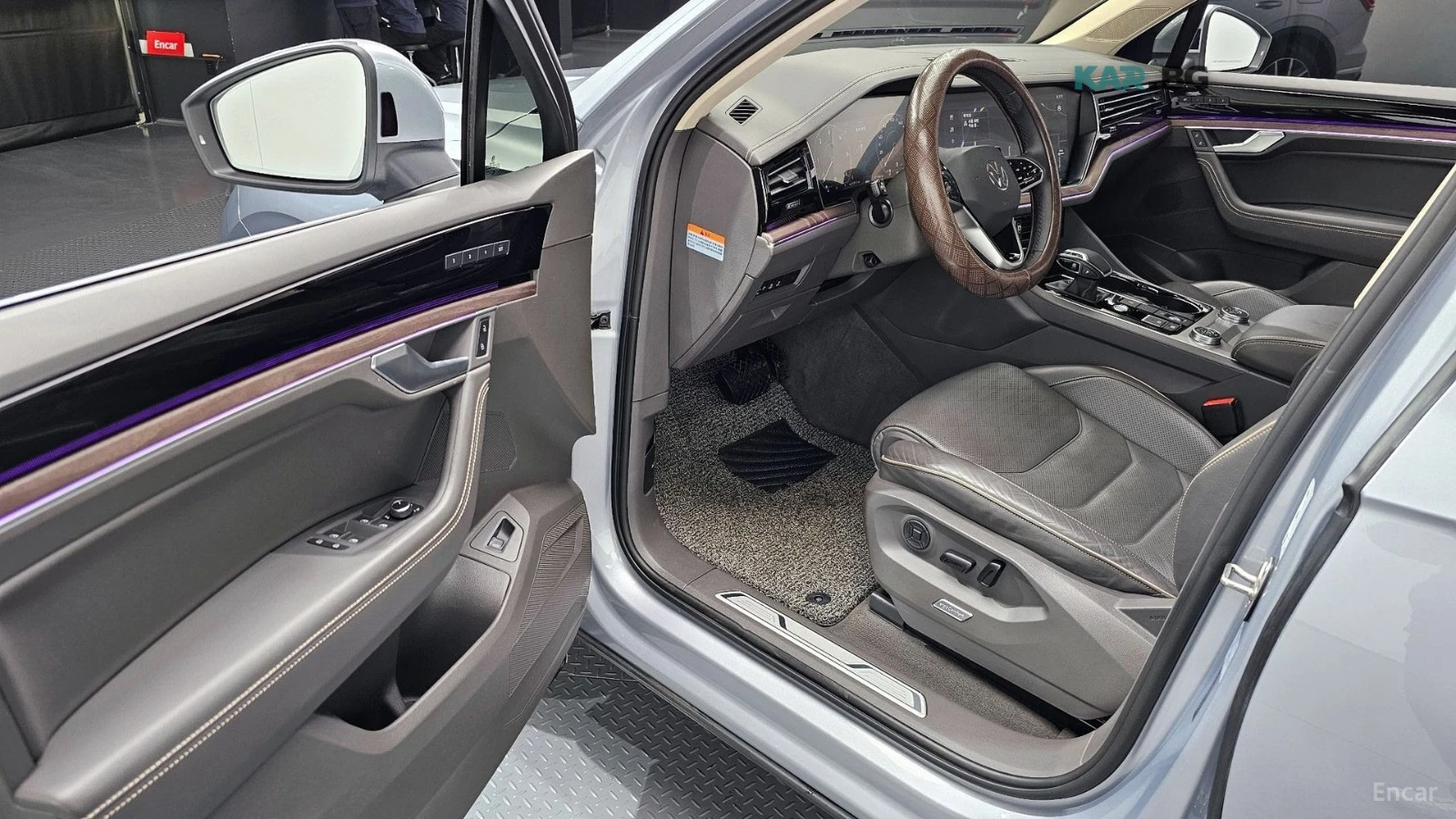 VW Touareg 3.0TDI* PRESTIGE* ПОДГРЕВ* ОБДУХВАНЕ* ПАНОРАМА* HU, снимка 10 - Автомобили и джипове - 55232682
