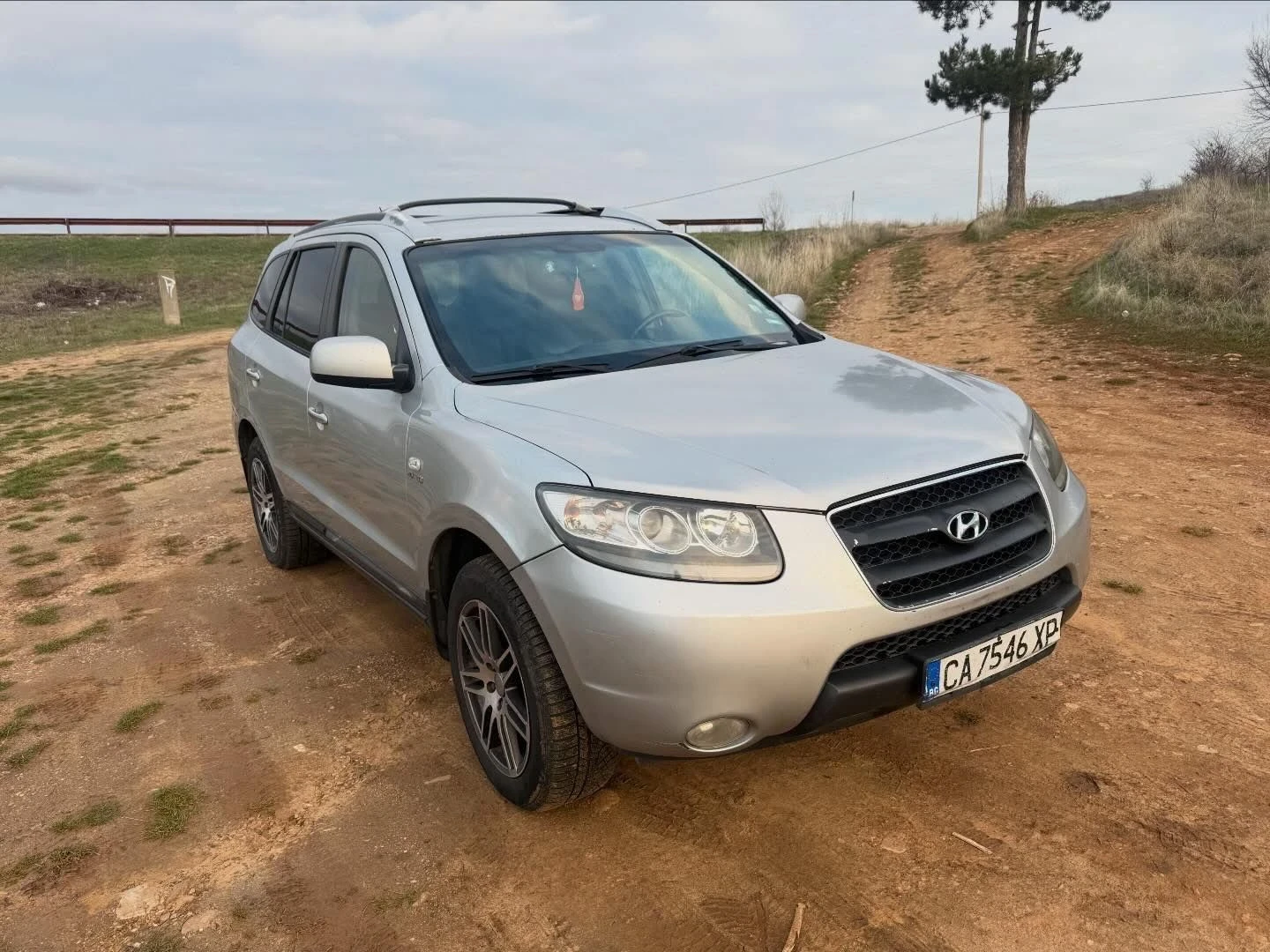 Hyundai Santa fe 2.7i, снимка 2 - Автомобили и джипове - 55803034
