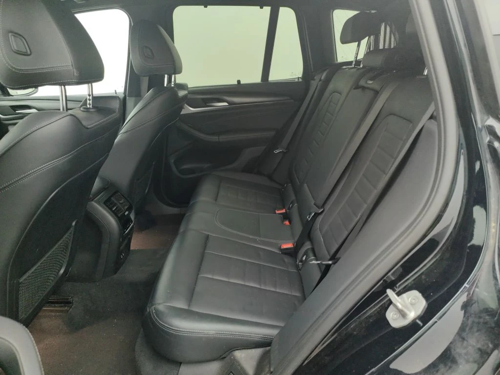 BMW X3 M Sport Подгрев Кожа Пълна с.история, снимка 6 - Автомобили и джипове - 55845126