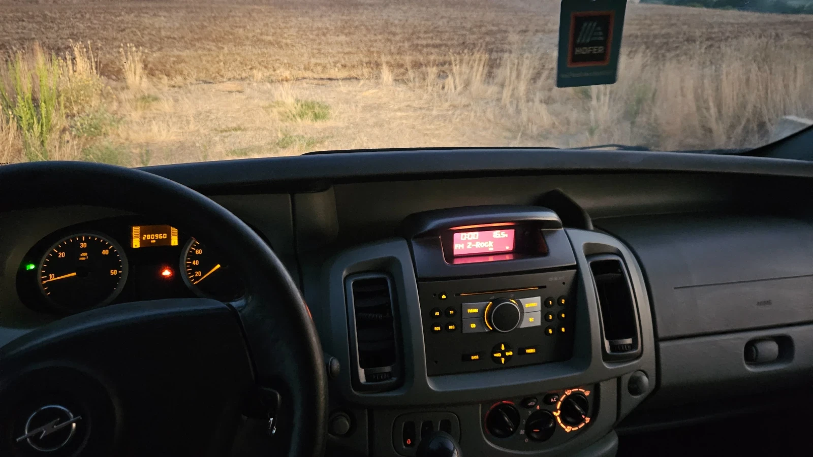 Opel Vivaro 2.0 CDTI, снимка 12 - Бусове и автобуси - 55623978