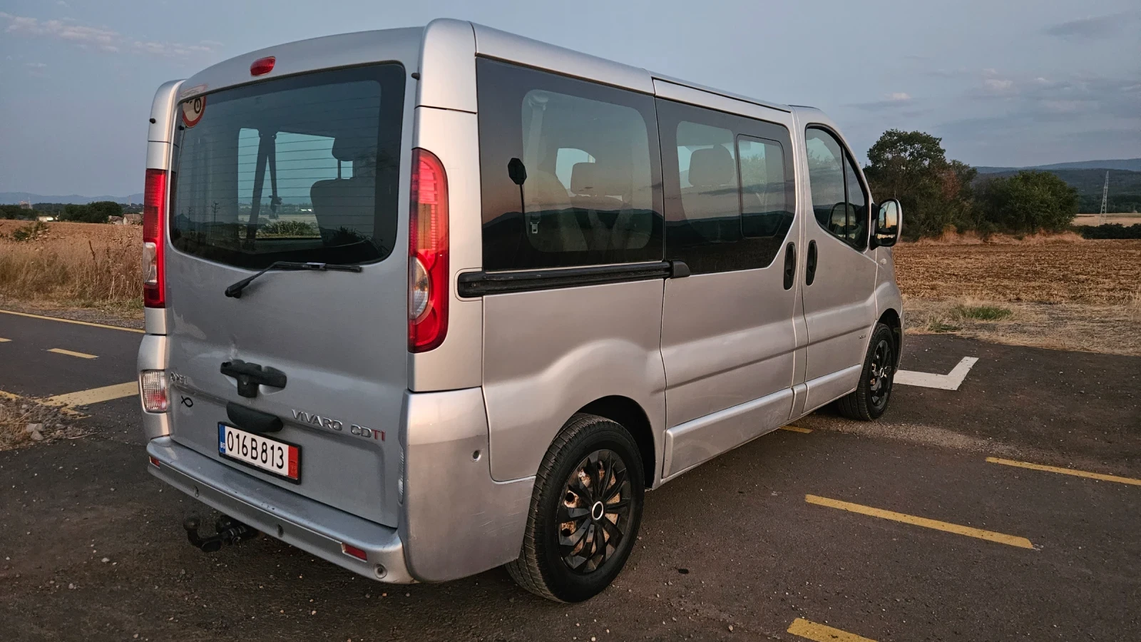 Opel Vivaro 2.0 CDTI, снимка 8 - Бусове и автобуси - 55623978