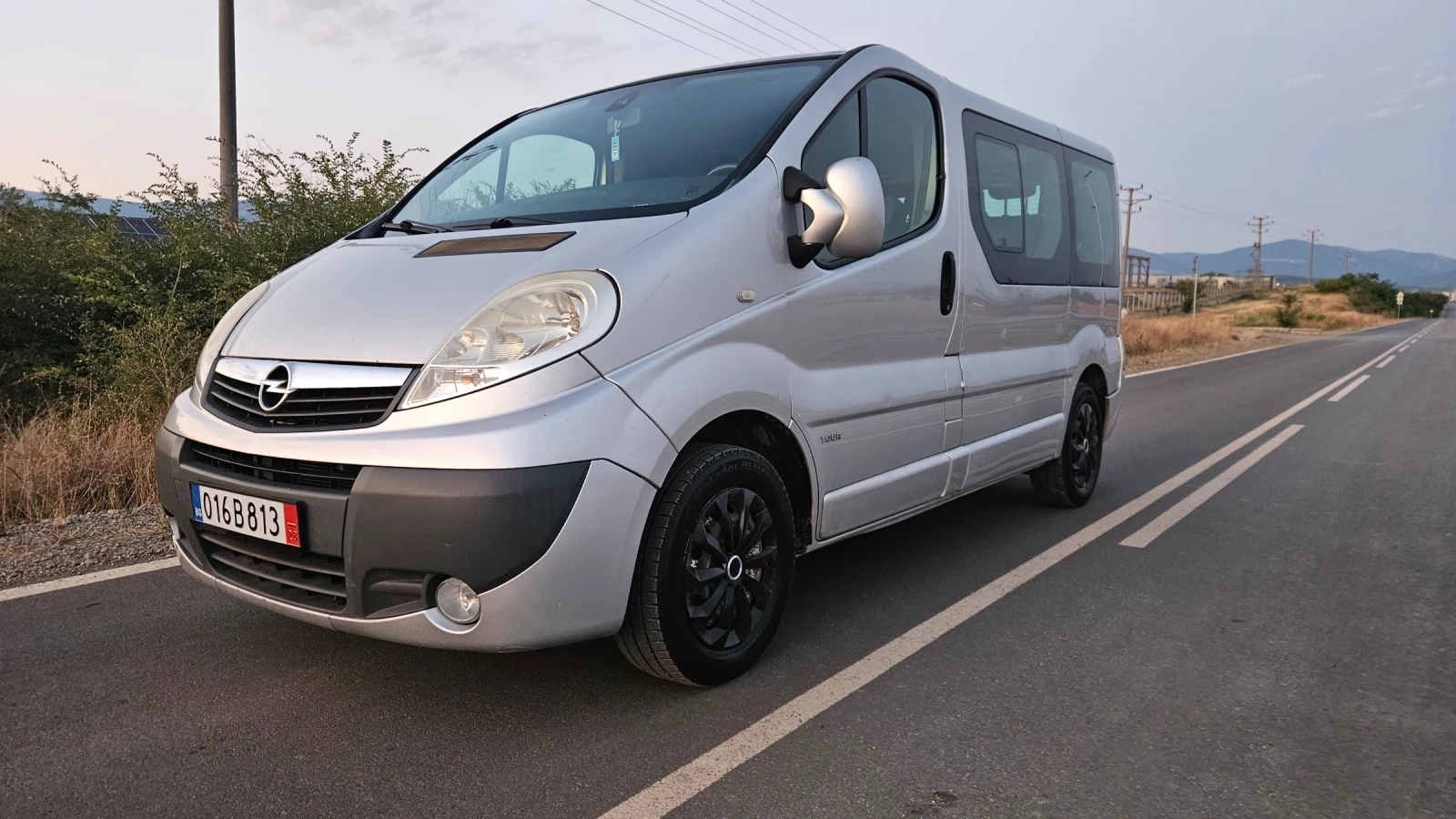 Opel Vivaro 2.0 CDTI, снимка 2 - Бусове и автобуси - 55623978