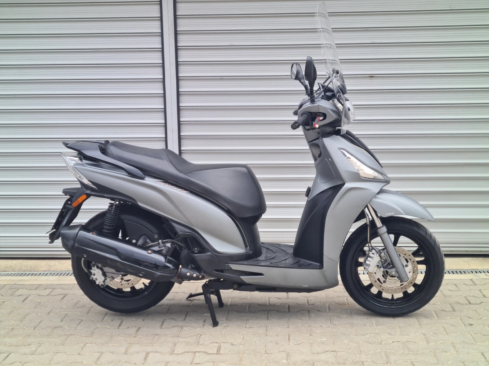 Kymco People S 300i ABS/ASR 2021г - изображение 2