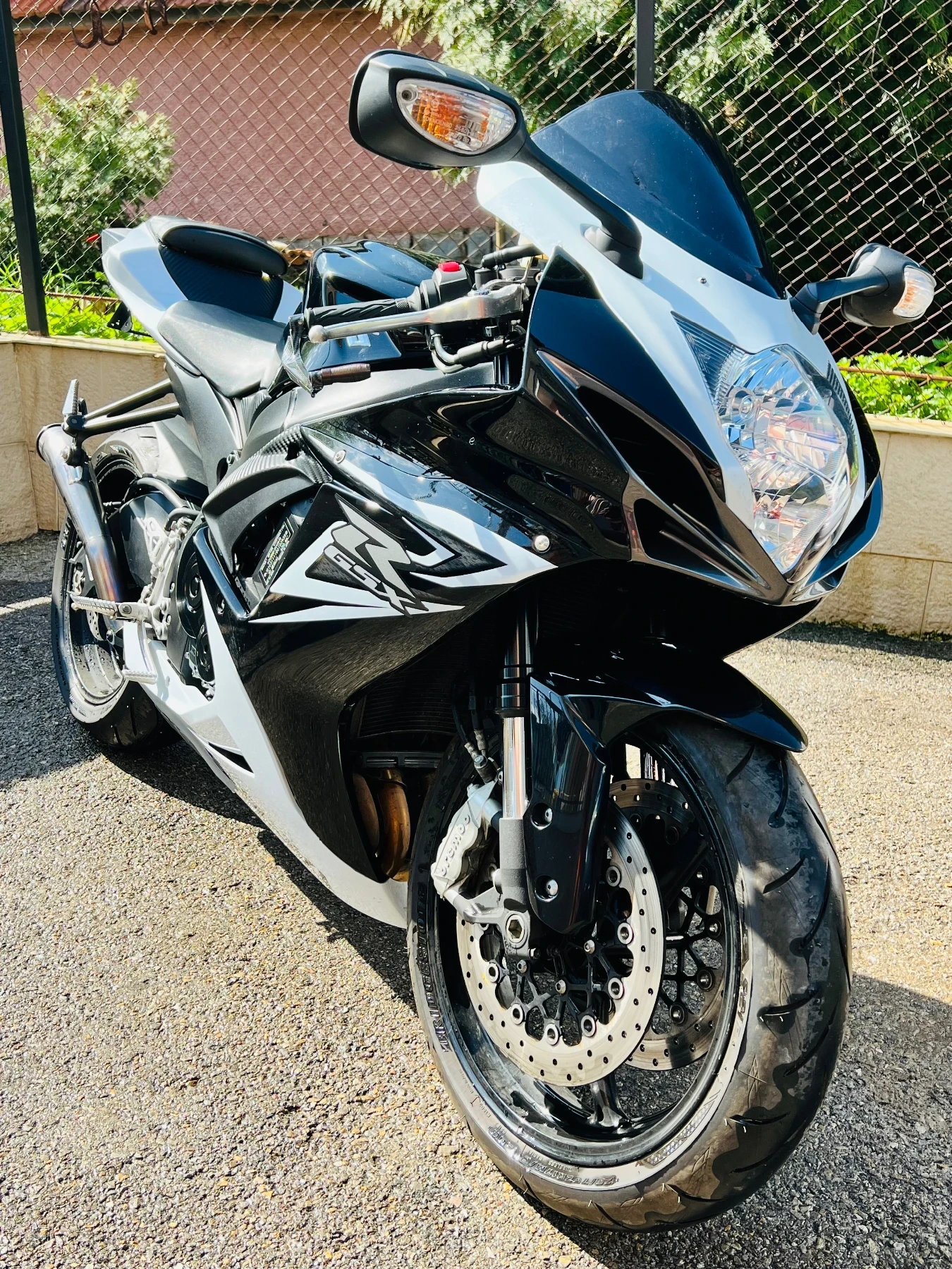 Suzuki Gsxr 600 - изображение 2