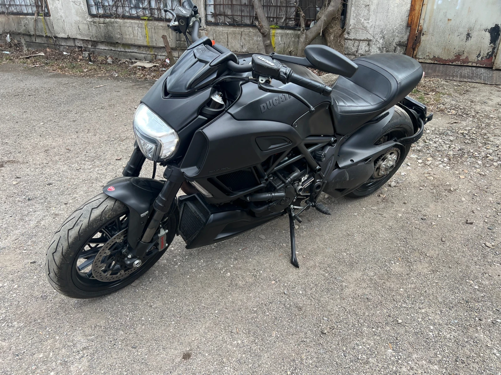 Ducati Diavel, снимка 2 - Мотоциклети и мототехника - 56049182