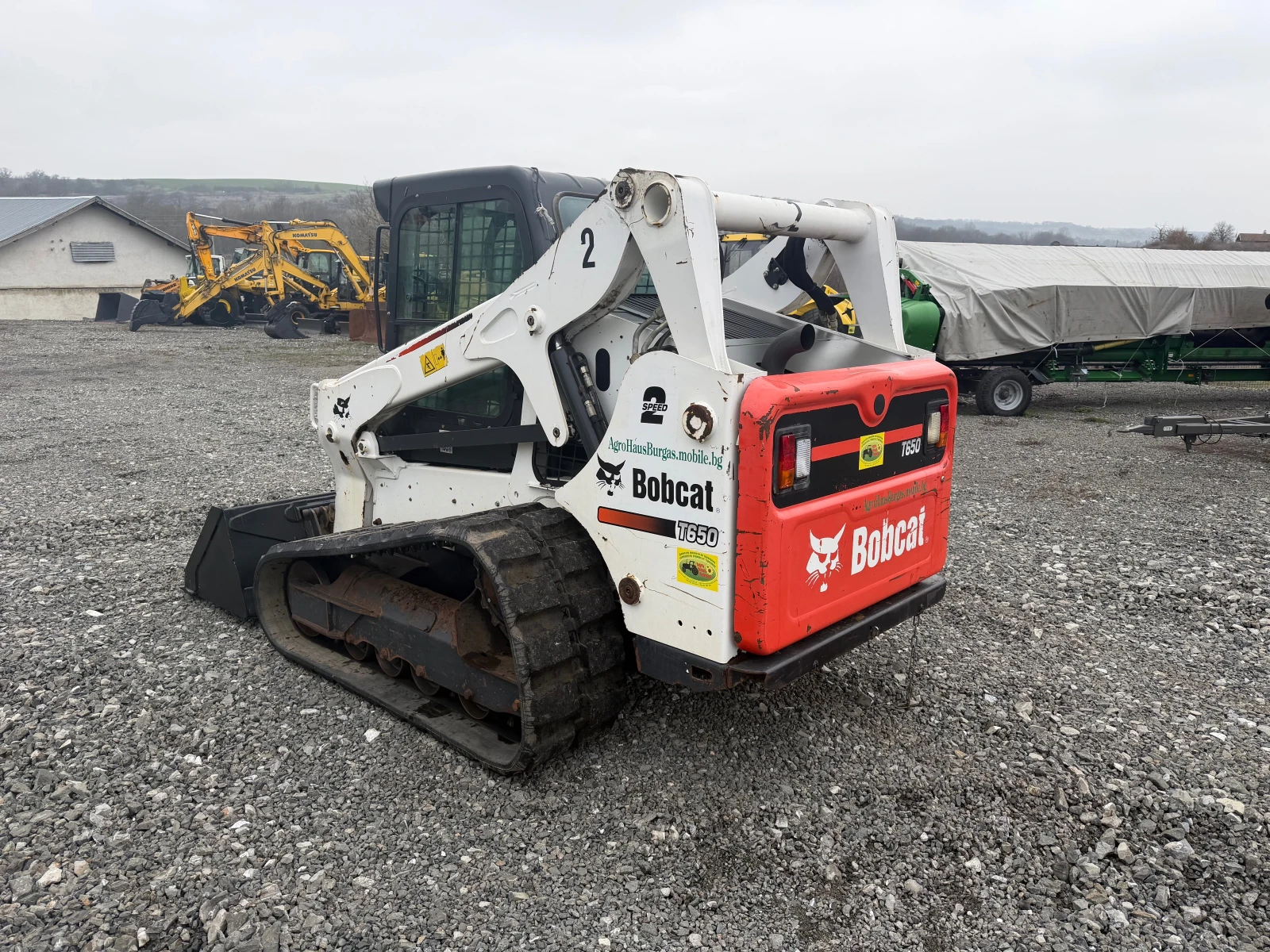 Мини челни товарачи Bobcat T650 С КОФА И ВИЛИЦИ ЛИЗИНГ - изображение 5