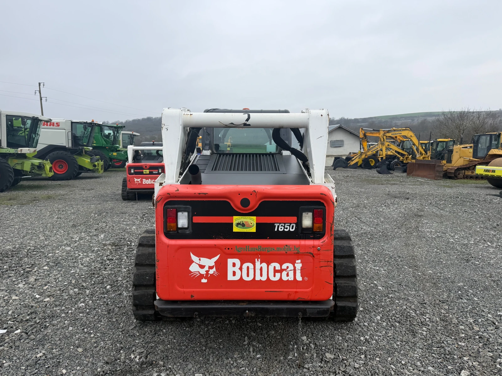 Мини челни товарачи Bobcat T650 С КОФА И ВИЛИЦИ ЛИЗИНГ - изображение 6