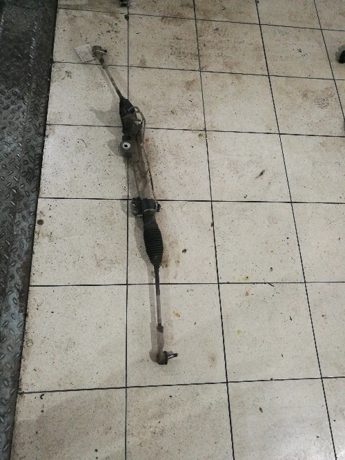 кормилна рейка за Нисан Алмера Тино 