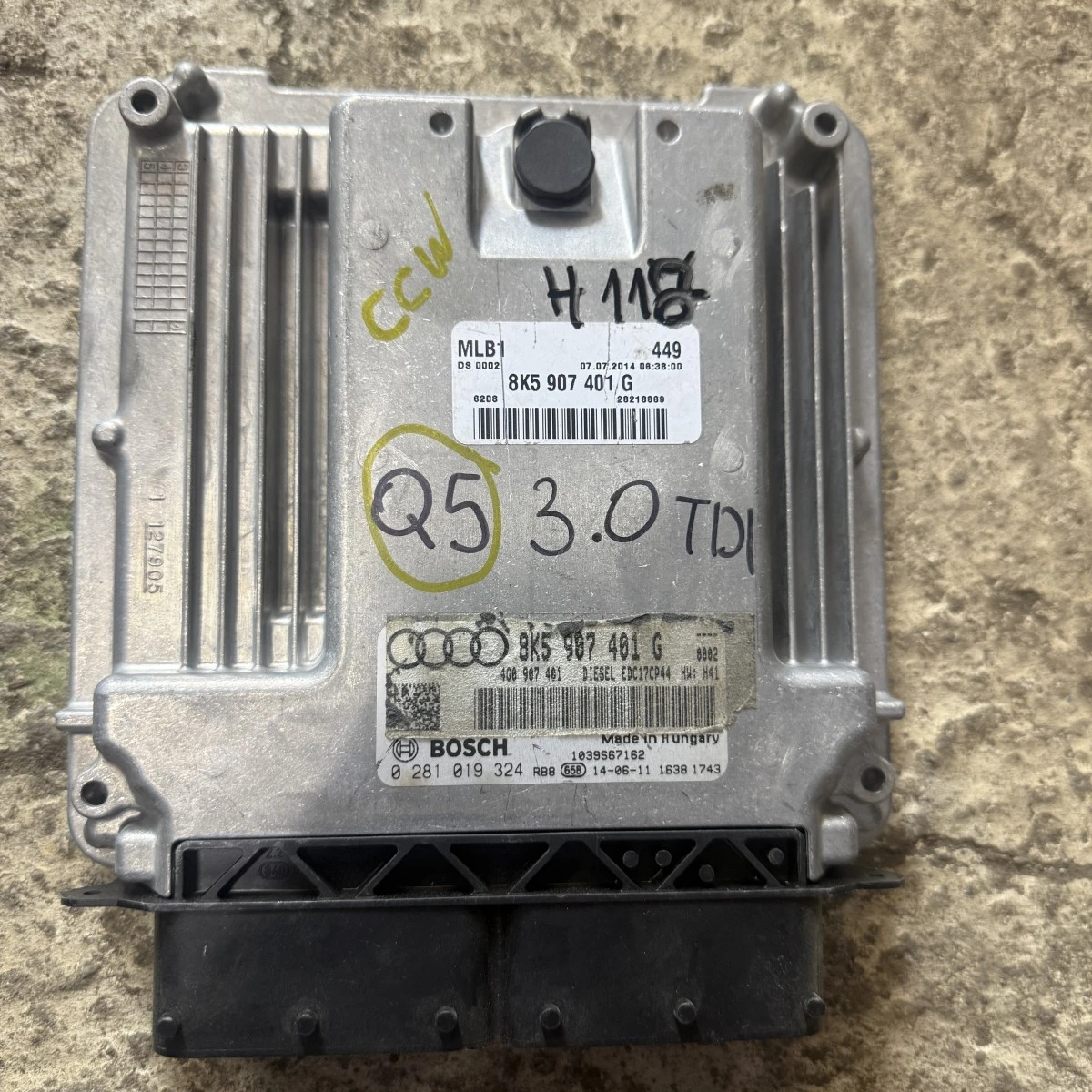 Компютър мотор двигател ECU AUDI A4 A5 Q5 30TDI CCW 8K0907401G ном 118