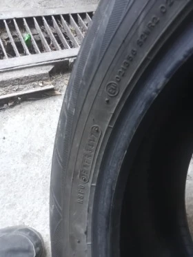 Гуми Зимни 235/55R19, снимка 8