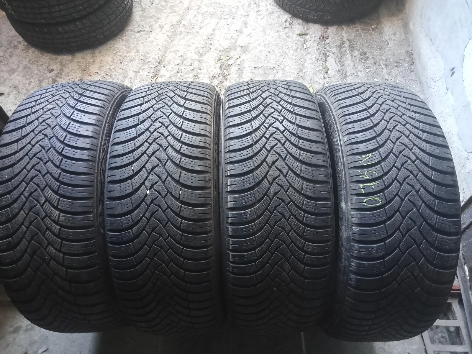 ���� 235/55R19 | Mobile.bg � ����������� 1